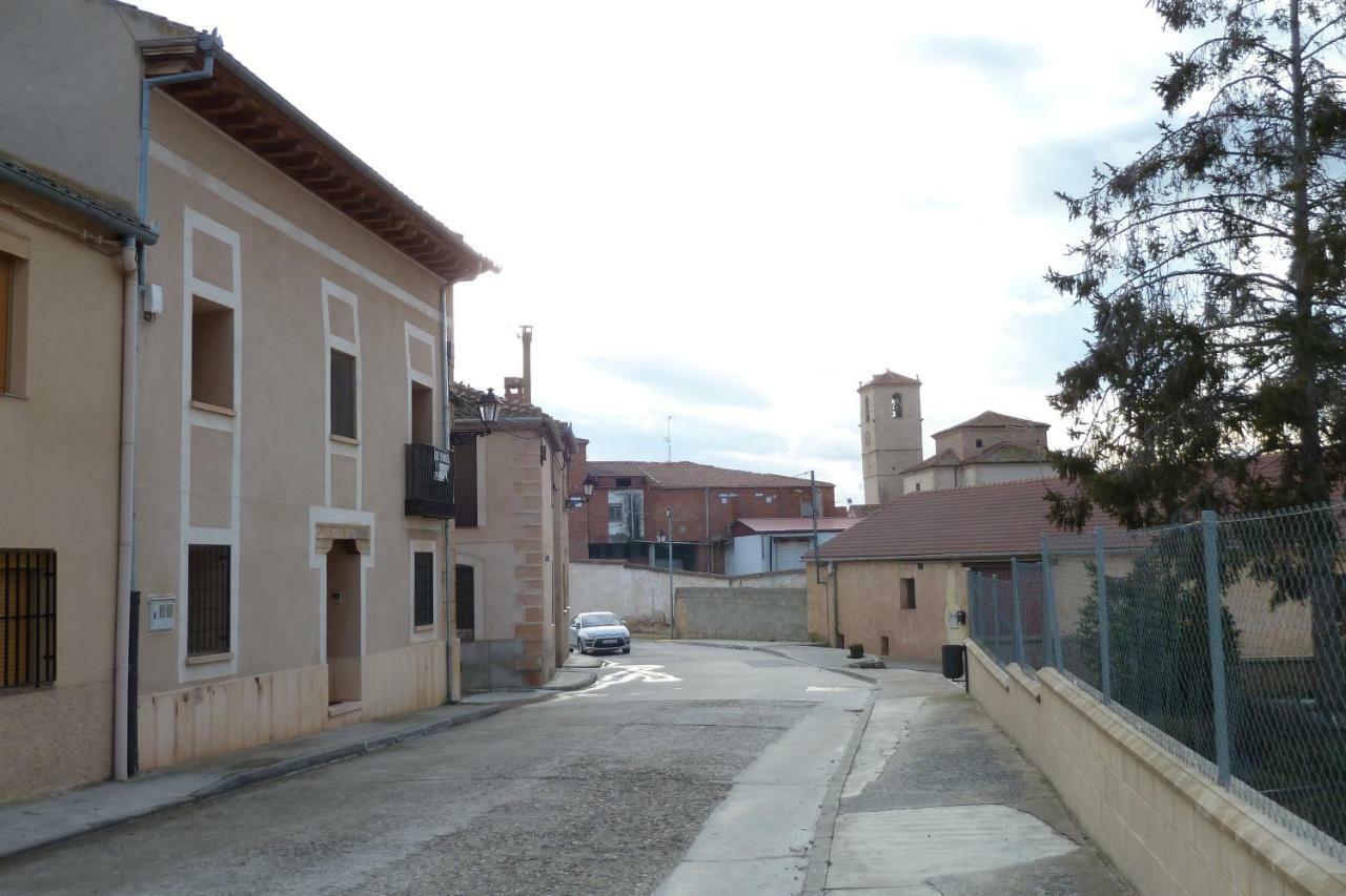 La Casa De Bernuy Pensionat Bernuy de Porreros Exteriör bild