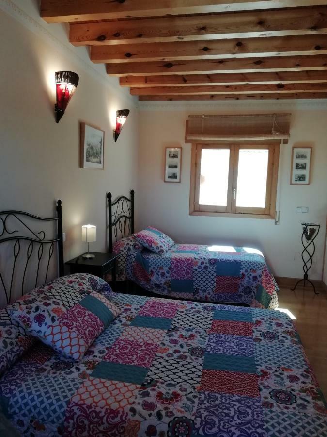 La Casa De Bernuy Pensionat Bernuy de Porreros Exteriör bild